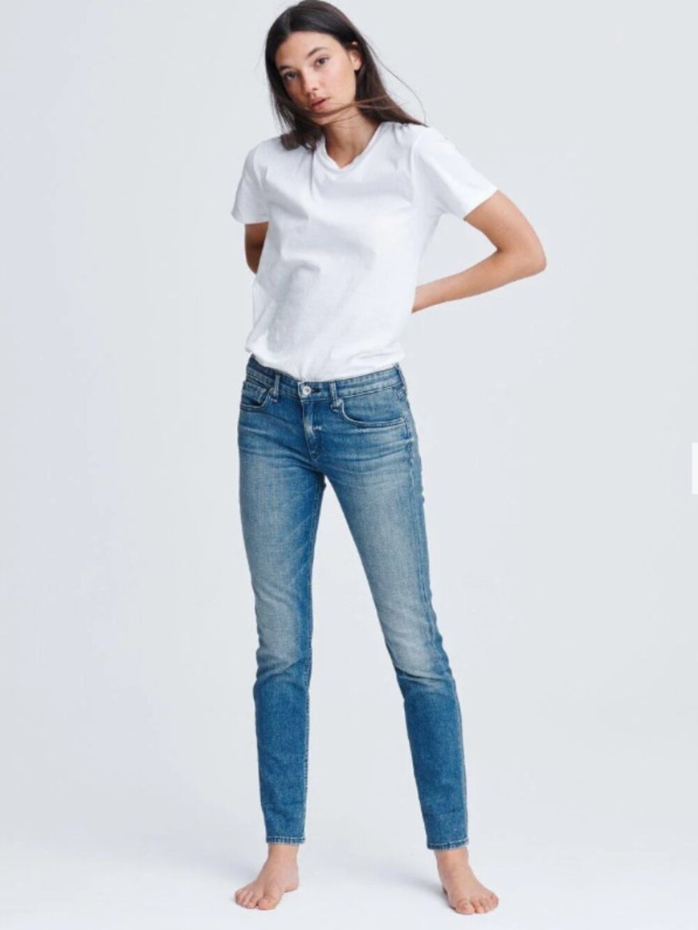 RAG & BONE I 'Dre' Low-Rise Sapphire Faded Blue Relaxed Slim Boyfriend Jeans, 28 - Picture 2 of 16